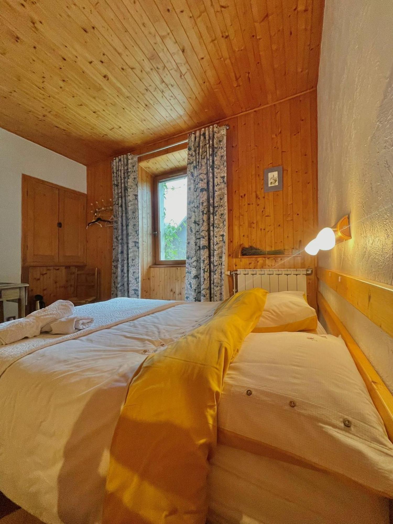 La Tourtette Bed & Breakfast Saint-Étienne-en-Dévoluy Dış mekan fotoğraf